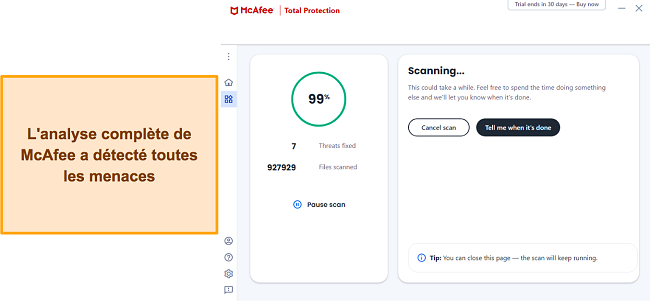 Capture d'&eacute;cran montrant McAfee ex&eacute;cutant son analyse compl&egrave;te